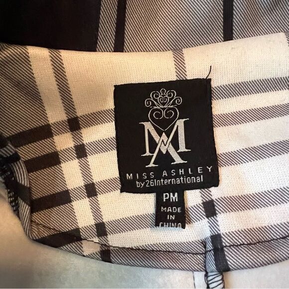 Miss Ashley black & pattern coat with belt - Picture 3 of 13